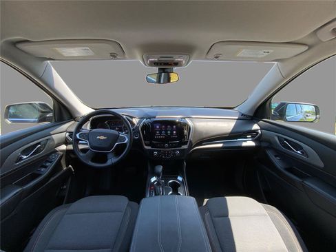 Used 2021 Chevrolet Traverse LT AWD/4WD image 22