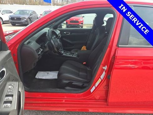 Used 2023 Honda Civic Sport image 8