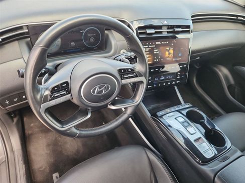 Used 2023 Hyundai Tucson Limited AWD/4WD image 10