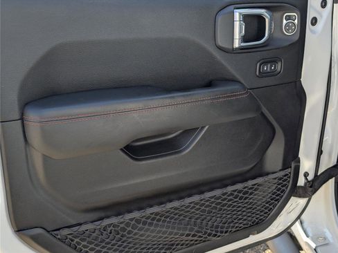 Used 2021 Jeep Gladiator Rubicon image 18