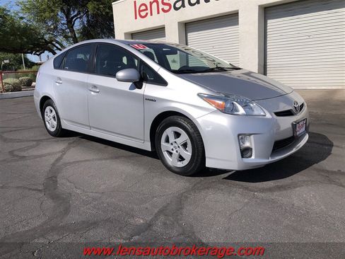 Used 2010 Toyota Prius FWD image 2