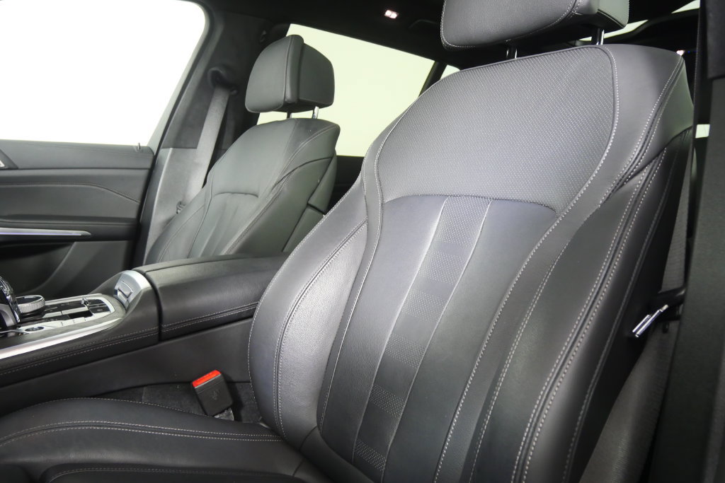 Used 2022 BMW X7 M50i AWD/4WD image 11