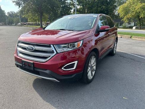 Certified 2018 Ford Edge Titanium w/ Equipment Group 301A AWD/4WD image 3