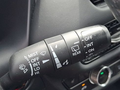 Used 2024 Honda HR-V EX-L image 27