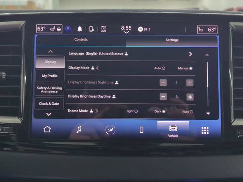 Used 2023 Chrysler Pacifica Touring-L FWD image 21