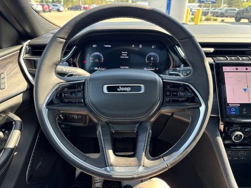 Used 2023 Jeep Grand Cherokee L Overland AWD/4WD image 30