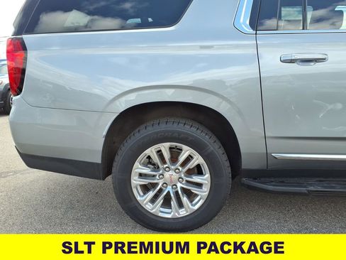 Certified 2023 GMC Yukon XL SLT w/ SLT Premium Package AWD/4WD image 28