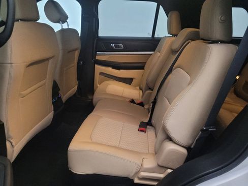 Used 2017 Ford Explorer 4WD image 18