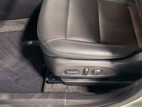 Used 2025 Chevrolet Trax ACTIV w/ Driver Confidence Package image 22