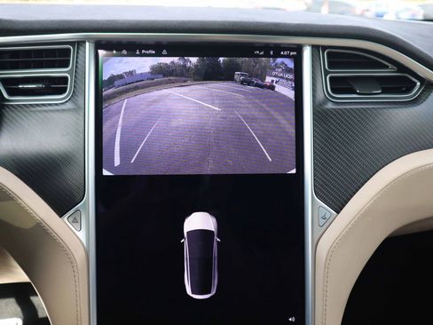 Used 2016 Tesla Model X Performance image 25