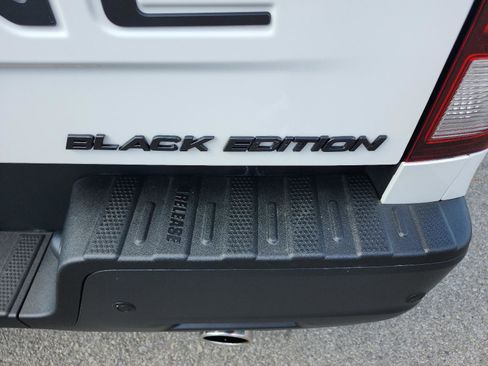 Used 2024 Honda Ridgeline Black Edition image 4