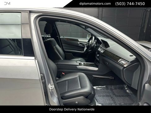 Used 2015 Mercedes-Benz E 350 Sedan image 21