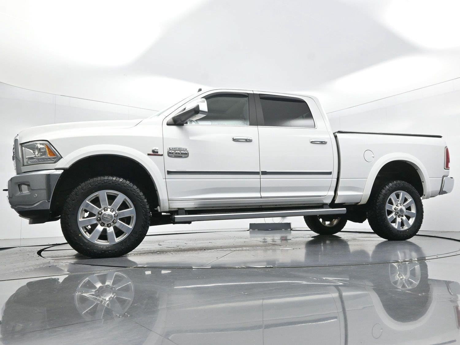 Used 2018 RAM 2500 Longhorn w/ Convenience Group AWD/4WD image 49