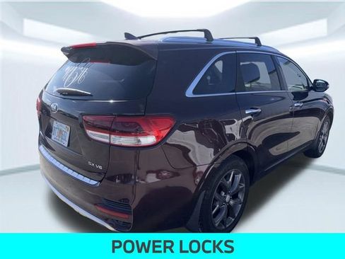 Used 2016 Kia Sorento SX FWD image 9