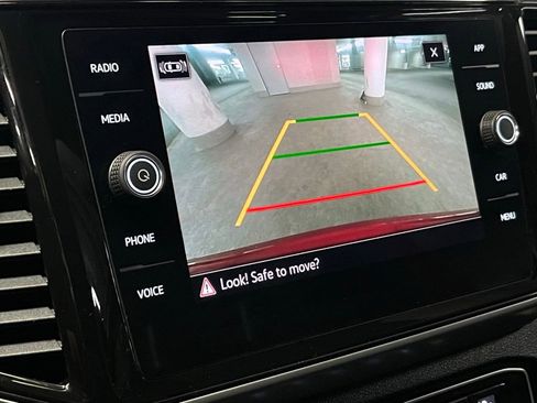 Used 2023 Volkswagen Atlas Cross Sport SE w/ Panoramic Sunroof Package image 29