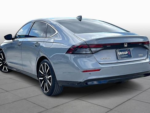 Used 2024 Honda Accord Touring image 12