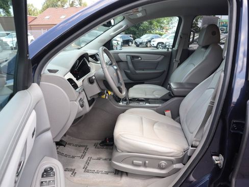 Used 2016 Chevrolet Traverse LT AWD/4WD image 19