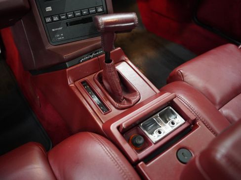 Used 1993 Cadillac Allante FWD image 19