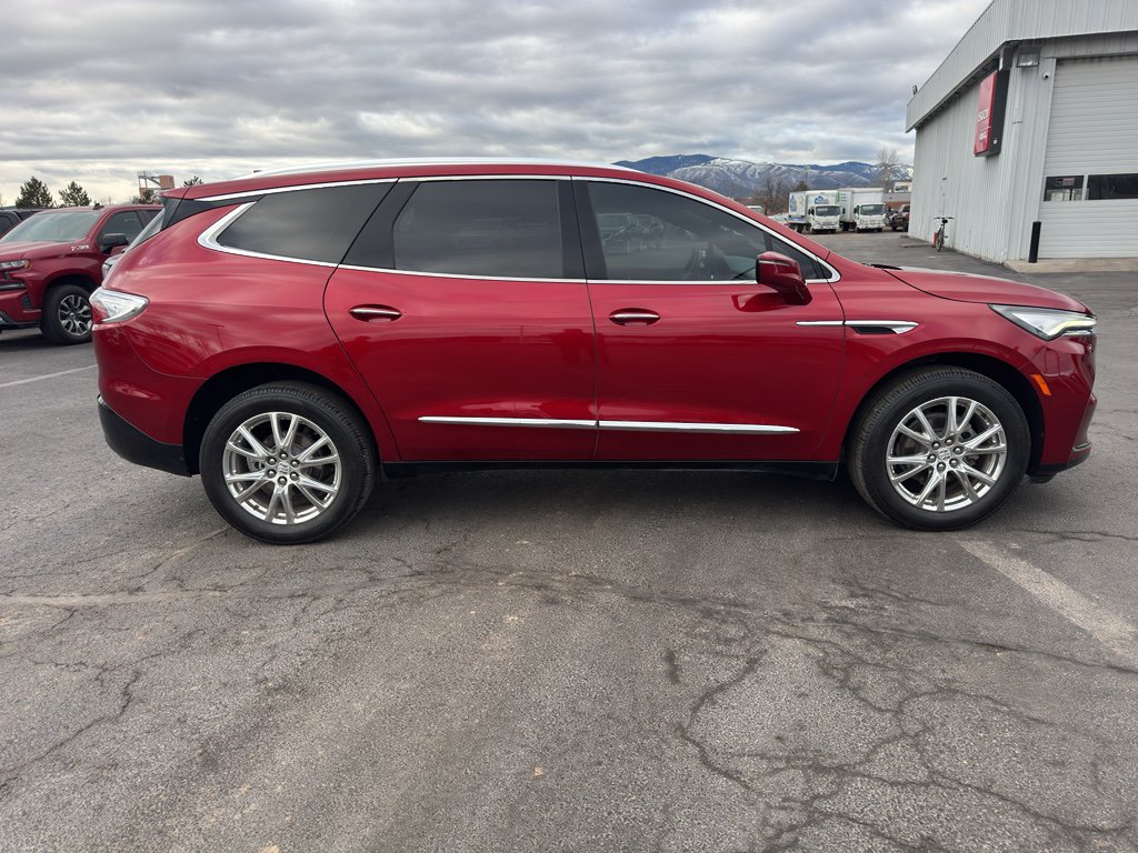Used 2023 Buick Enclave Premium w/ Experience Buick Package AWD/4WD image 4