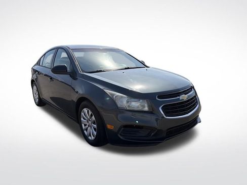 Used 2013 Chevrolet Cruze LS image 7