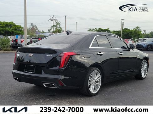 Used 2025 Cadillac CT4 Premium Luxury RWD image 6