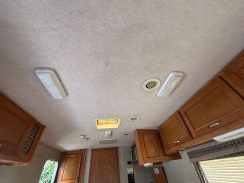Used 2007 Ford E-450 and Econoline 450 RWD image 18