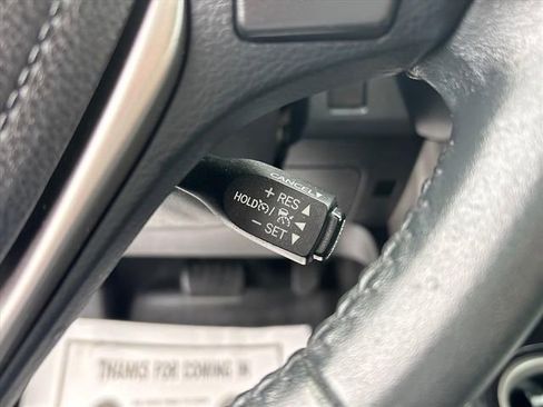 Used 2017 Toyota RAV4 XLE FWD image 29