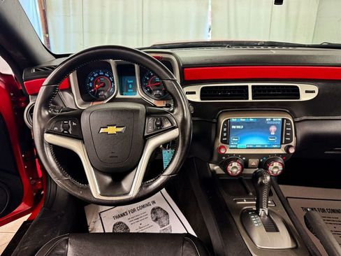 Used 2015 Chevrolet Camaro LT RWD image 14