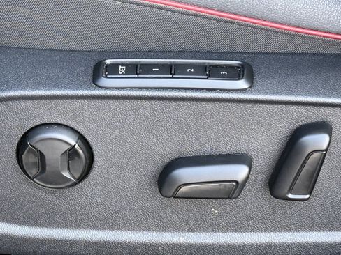 Used 2024 Volkswagen GTI SE w/ SE Leather Seats Package image 31