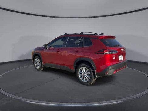 Used 2026 Toyota Corolla Cross LE image 6