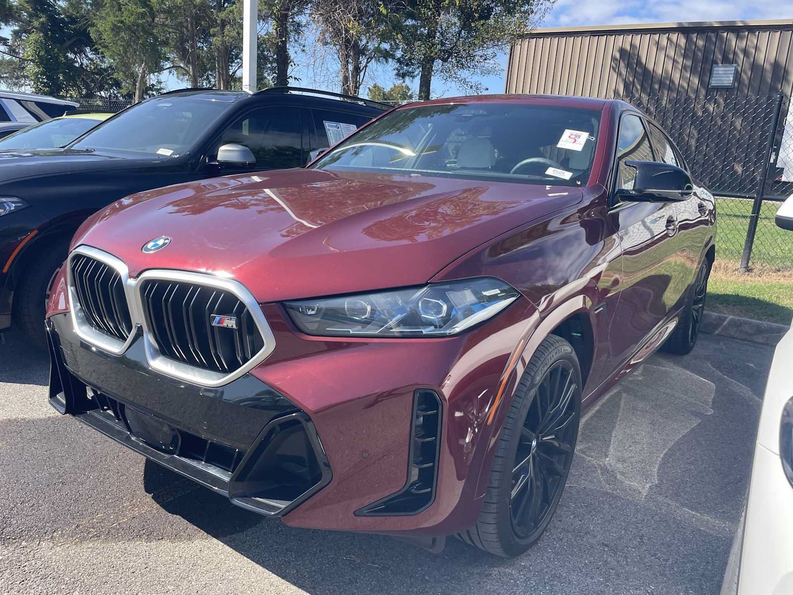 Used 2025 BMW X6 M60i AWD/4WD image 3