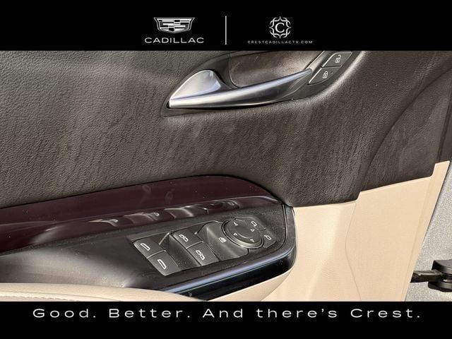 Used 2023 Cadillac XT4 Luxury w/ Cold Weather Package FWD image 23
