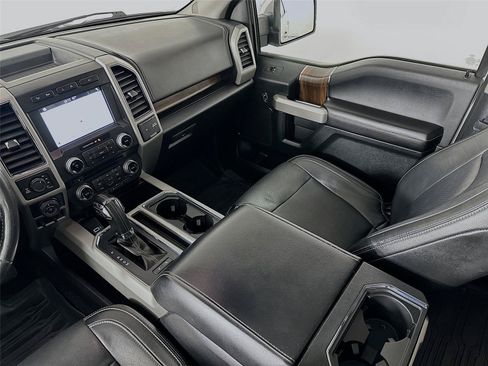 Used 2017 Ford F150 Lariat w/ Equipment Group 502A Luxury AWD/4WD image 26