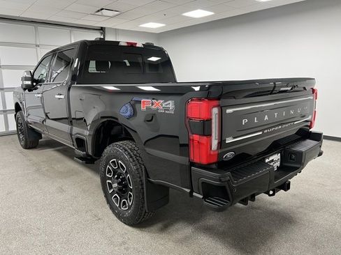 Used 2024 Ford F350 Platinum image 9