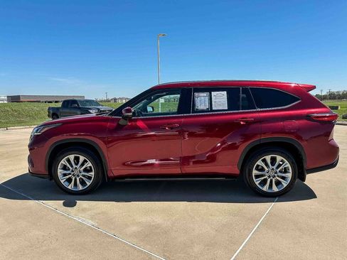 Used 2020 Toyota Highlander Limited image 6