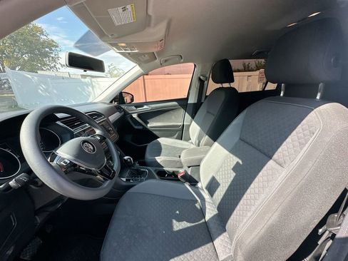 Used 2021 Volkswagen Tiguan S FWD image 11