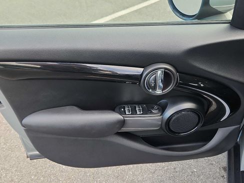 Used 2021 MINI Cooper S FWD image 12
