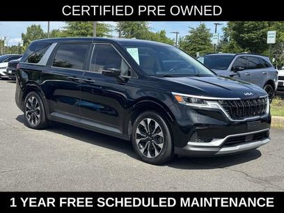 Used 2024 Kia Carnival EX