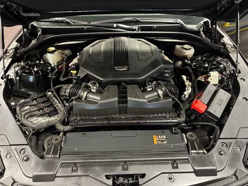 Certified 2023 Cadillac CT5 V w/ Platinum Package AWD/4WD image 22