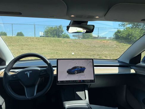 Used 2022 Tesla Model 3 RWD image 15