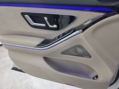 Certified 2025 Mercedes-Benz S 580 4MATIC Sedan image 25
