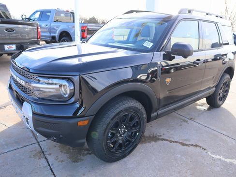 New 2025 Ford Bronco Sport Badlands image 11