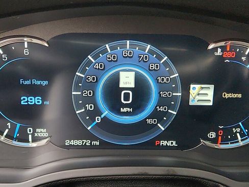 Used 2018 Cadillac Escalade ESV Luxury AWD/4WD image 13