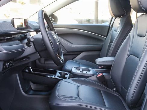 New 2025 Ford Mustang Mach-E Premium image 17