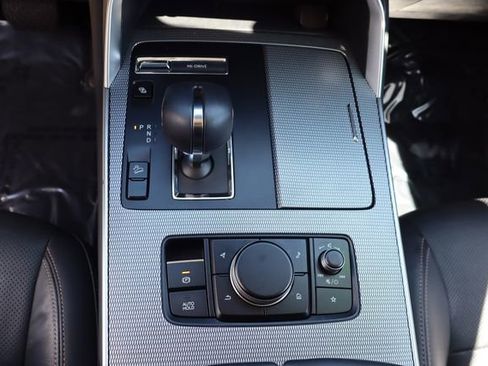 Used 2024 MAZDA CX-90 Plug-In Hybrid w/ Preferred AWD/4WD image 36
