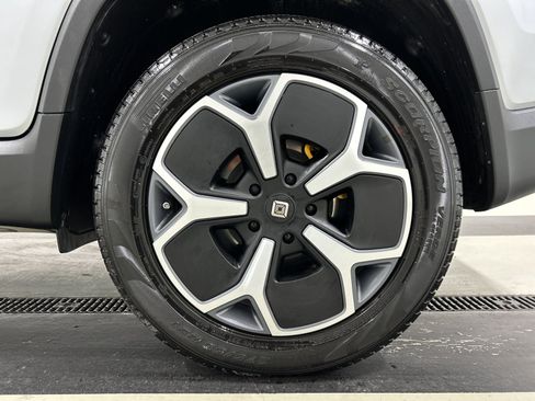 Used 2023 Rivian R1T Adventure AWD/4WD image 12