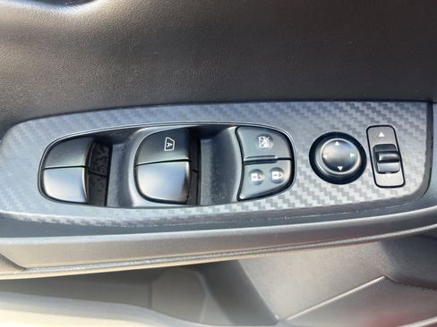 Used 2024 Nissan Sentra SV w/ All-Weather Package image 33