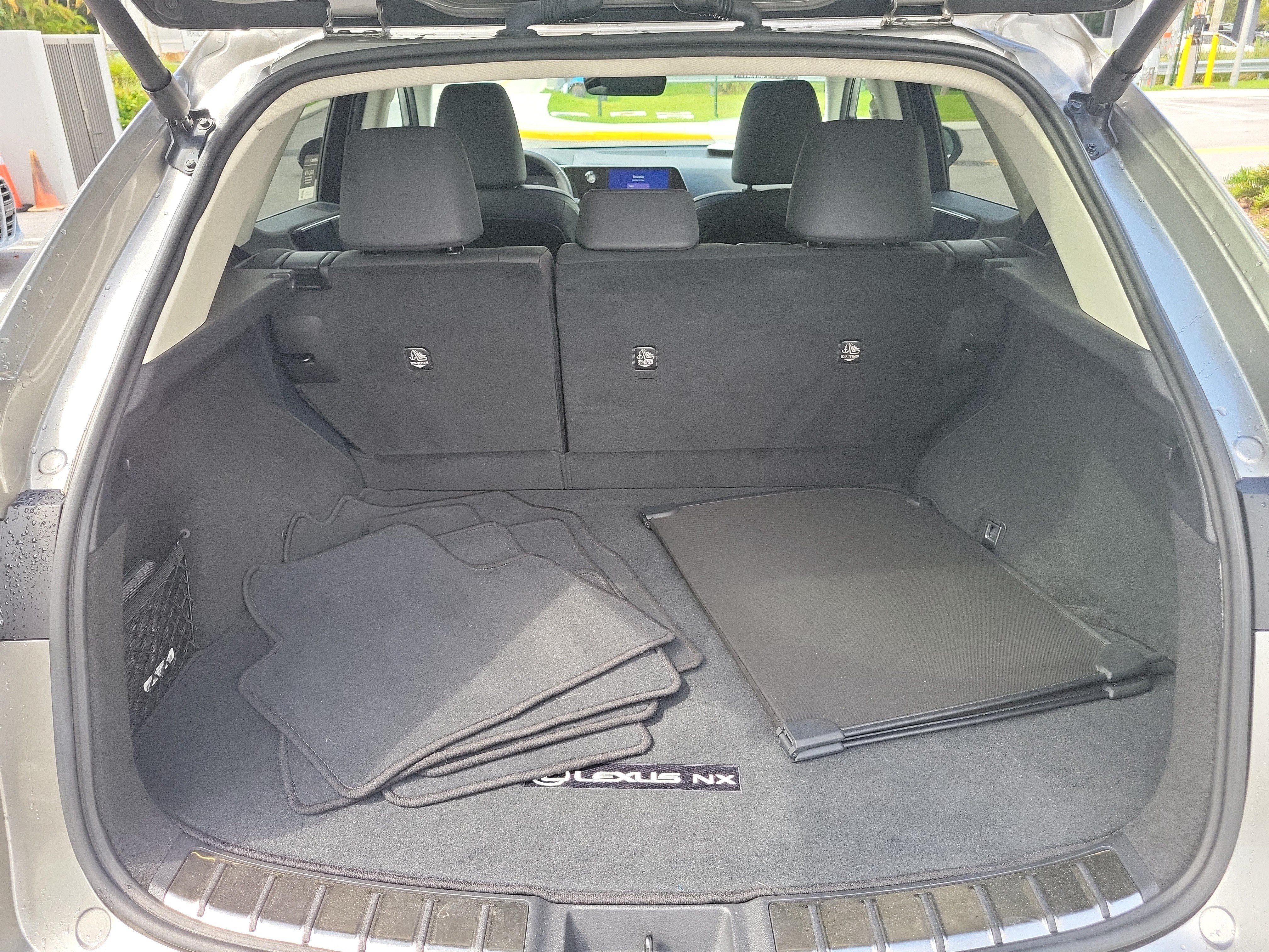 Used 2024 Lexus NX 250 FWD image 9