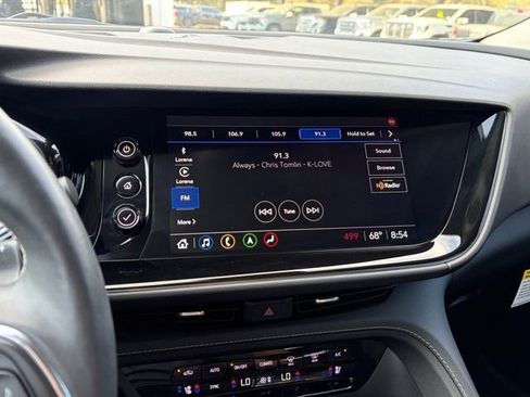 Certified 2023 Buick Envision Avenir image 5