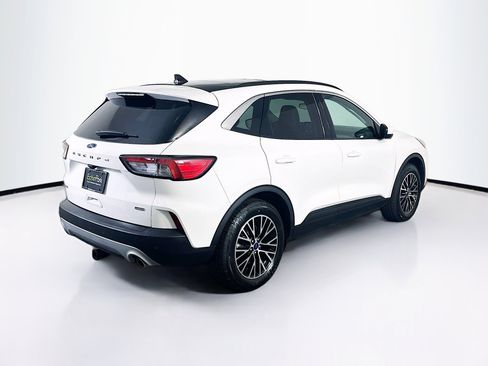 Used 2022 Ford Escape SEL w/ Technology Package image 9